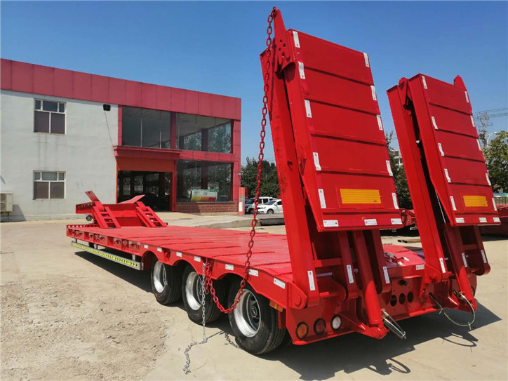 大型設(shè)備在運(yùn)輸卸車時(shí)需要怎么做？這些事項(xiàng)都要注意了！